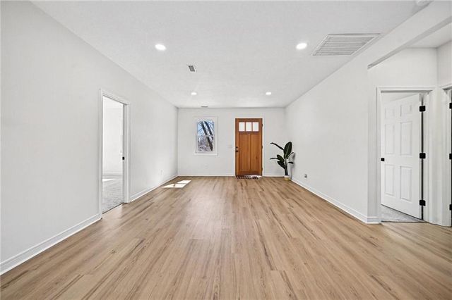 4842 Washington Avenue, Kansas City, KS 66102