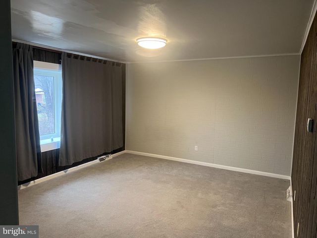 3015 MARION ST, Reading, PA 19605