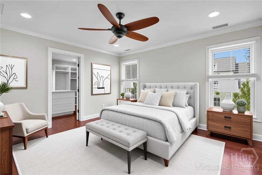 Image 26 of property listing at 836 E Park Avenue, Savannah, GA 31401