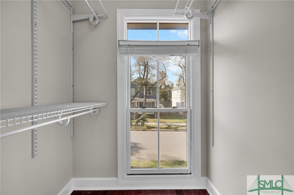 Image 28 of property listing at 836 E Park Avenue, Savannah, GA 31401