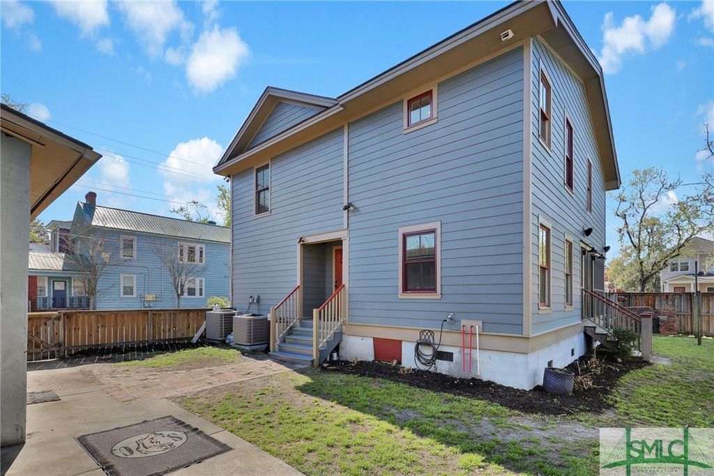 Image 41 of property listing at 836 E Park Avenue, Savannah, GA 31401