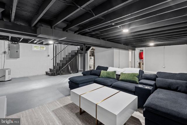 107 HUDSON AVE, West Berlin, NJ 08091