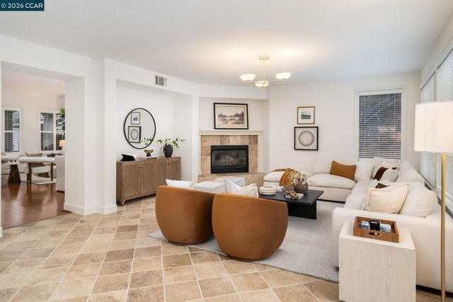 298 Sullivan Ct, Pleasanton, CA 94566