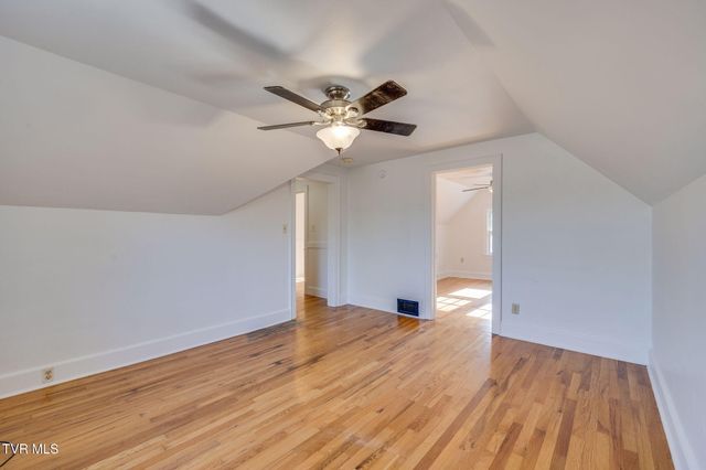 128 Shadowwood Lane, Elizabethton, TN 37643