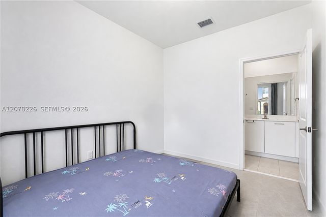 12218 NW 24th Pl, Miami, FL 33167
