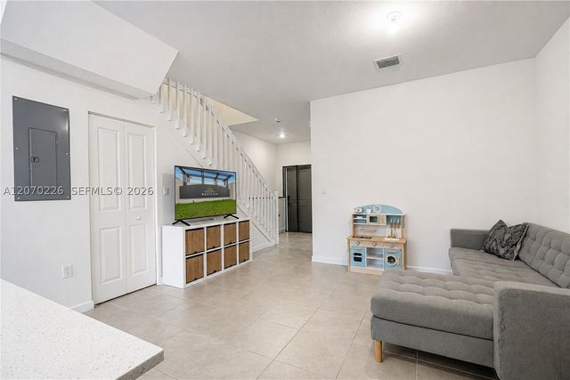12218 NW 24th Pl, Miami, FL 33167