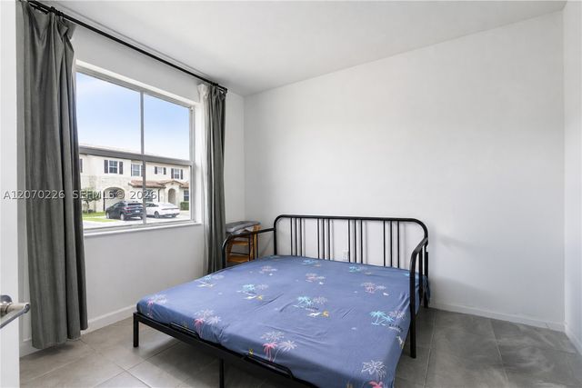 12218 NW 24th Pl, Miami, FL 33167