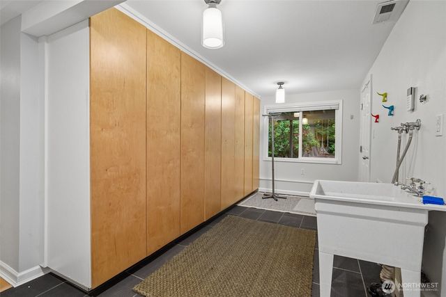 2646 109 Place NE, Bellevue, WA 98004