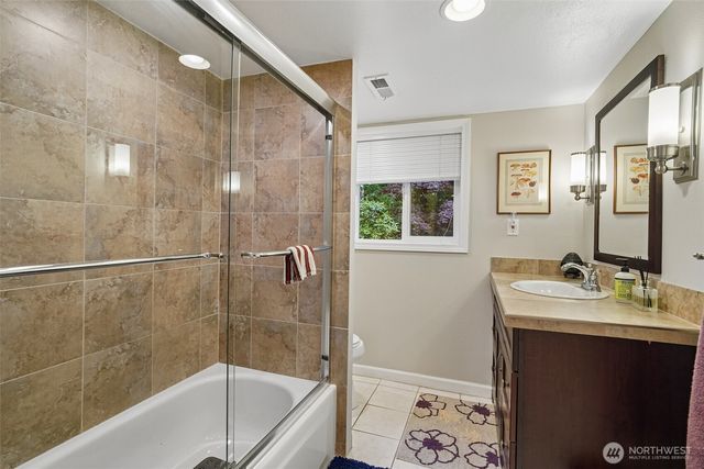 2646 109 Place NE, Bellevue, WA 98004