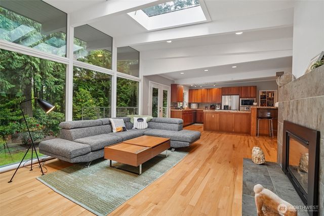 2646 109 Place NE, Bellevue, WA 98004