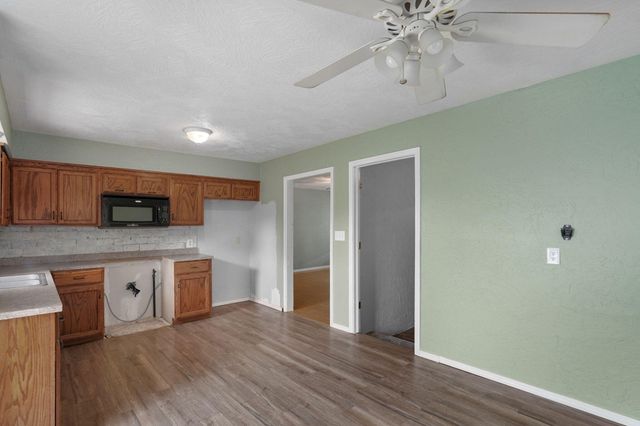 2724 N Franklin Avenue, Springfield, MO 65803