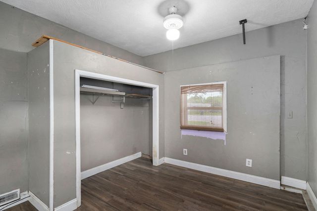 2724 N Franklin Avenue, Springfield, MO 65803