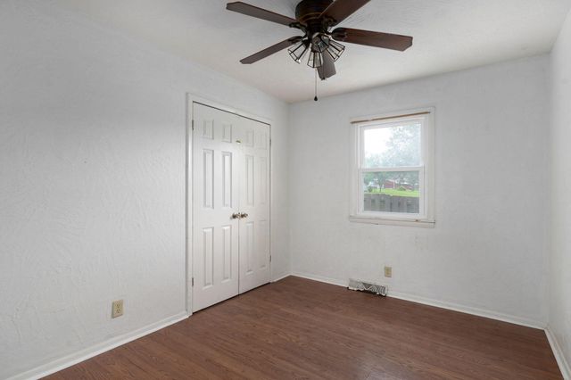 2724 N Franklin Avenue, Springfield, MO 65803