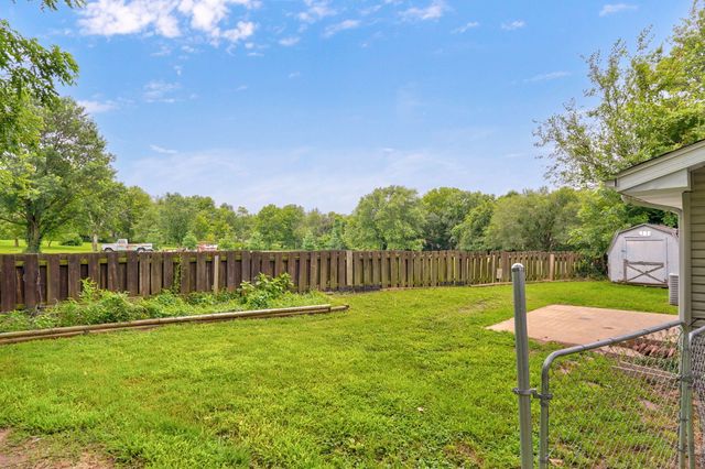 2724 N Franklin Avenue, Springfield, MO 65803