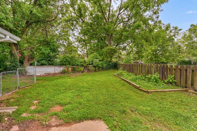 2724 N Franklin Avenue, Springfield, MO 65803