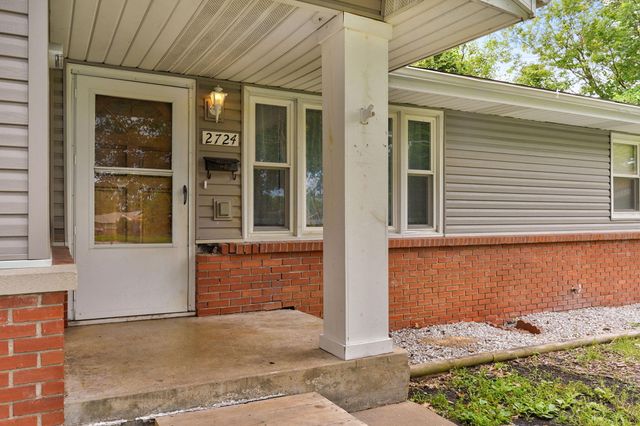 2724 N Franklin Avenue, Springfield, MO 65803