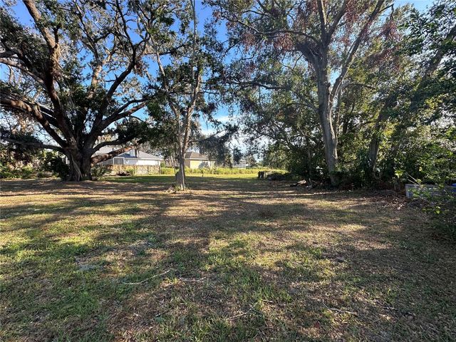 121 CHRISTIE AVENUE, Sarasota, FL 34232