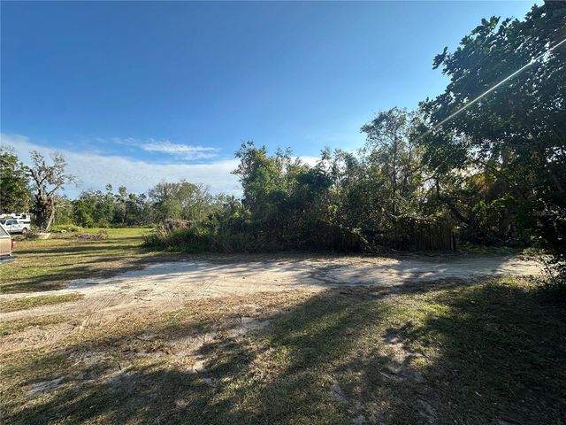 121 CHRISTIE AVENUE, Sarasota, FL 34232