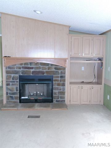 392 county road 517 Road, Valley Grande, AL 36703