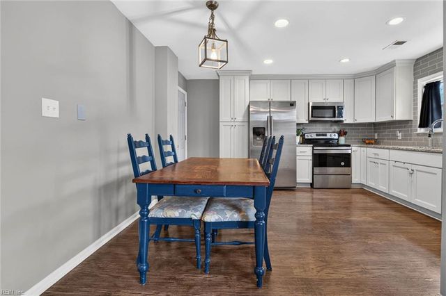 1085 Bells Mill RD, Chesapeake, VA 23322