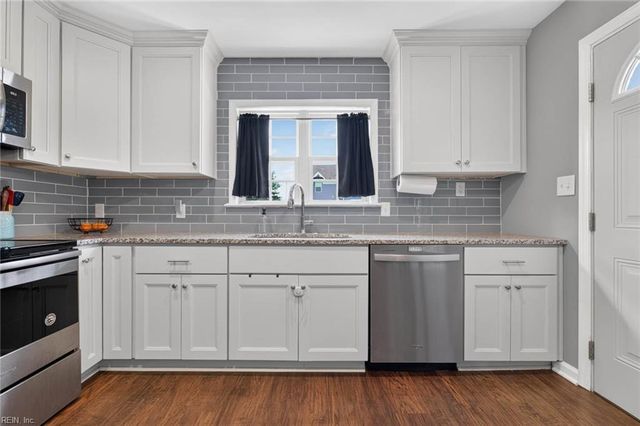 1085 Bells Mill RD, Chesapeake, VA 23322
