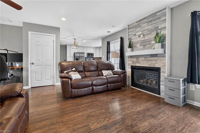 1085 Bells Mill RD, Chesapeake, VA 23322