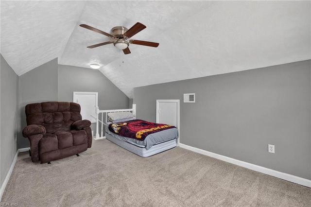 1085 Bells Mill RD, Chesapeake, VA 23322