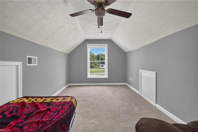 1085 Bells Mill RD, Chesapeake, VA 23322