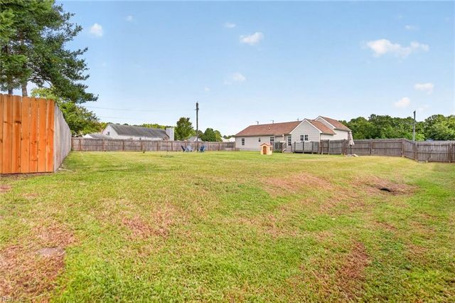 1085 Bells Mill RD, Chesapeake, VA 23322