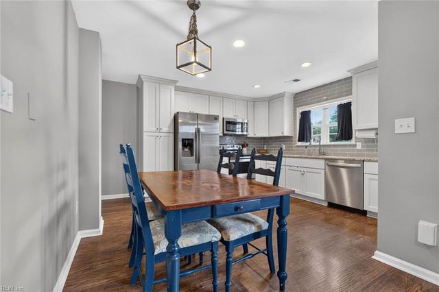 1085 Bells Mill RD, Chesapeake, VA 23322
