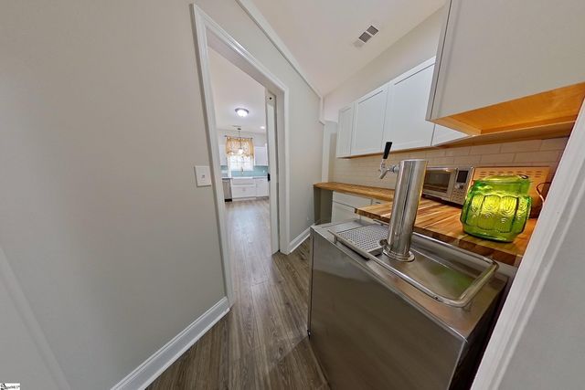 1013 Pearson Road, Woodruff, SC 29388