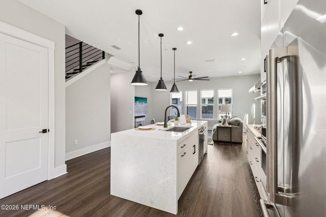 1630 BRIDGETON Drive, Jacksonville, FL 32207