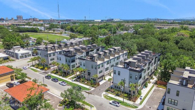 1630 BRIDGETON Drive, Jacksonville, FL 32207