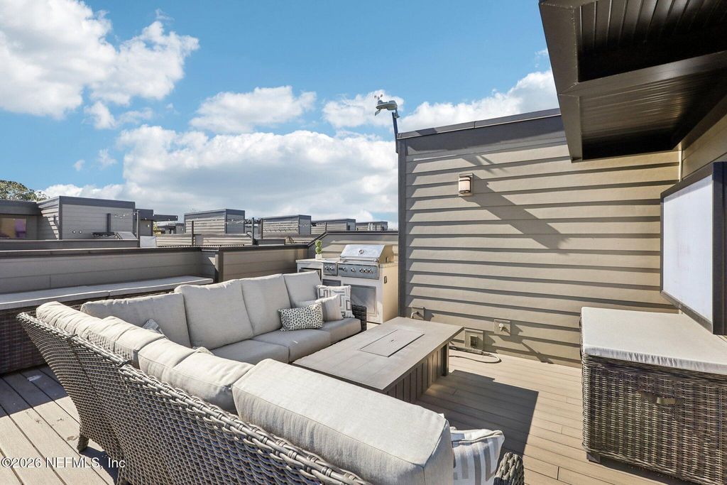 1630 BRIDGETON Drive, Jacksonville, FL 32207