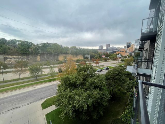 284 Spring Street 311, Saint Paul, MN 55102