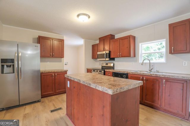 225 Merry Drive, Milledgeville, GA 31061