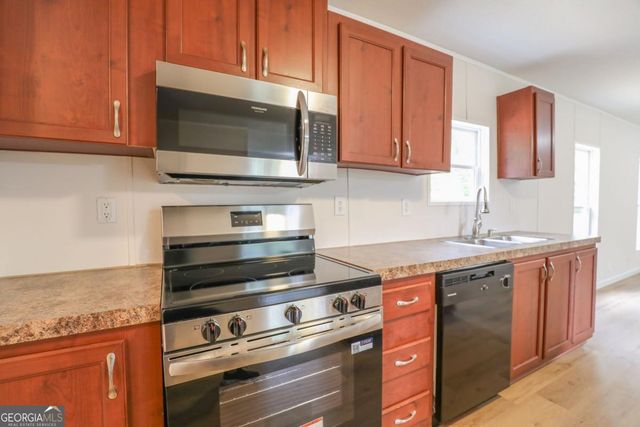 225 Merry Drive, Milledgeville, GA 31061