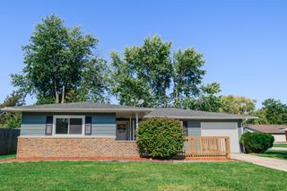 7020 Harrison Street, Merrillville, IN 46410