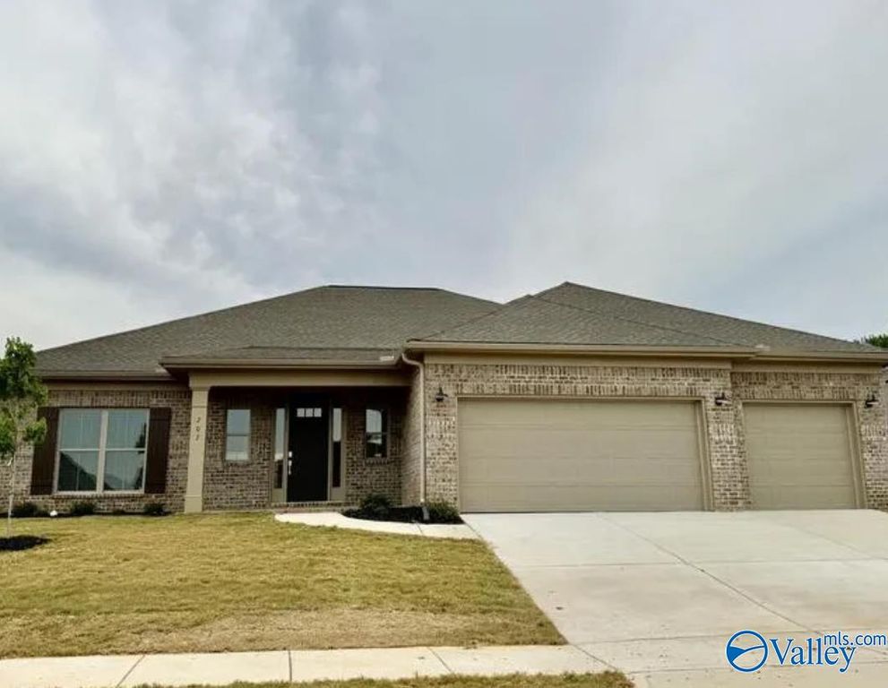 207 John Clift Circle, Madison, AL 35757