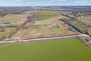 001 County Road 4525, Trenton, TX 75490