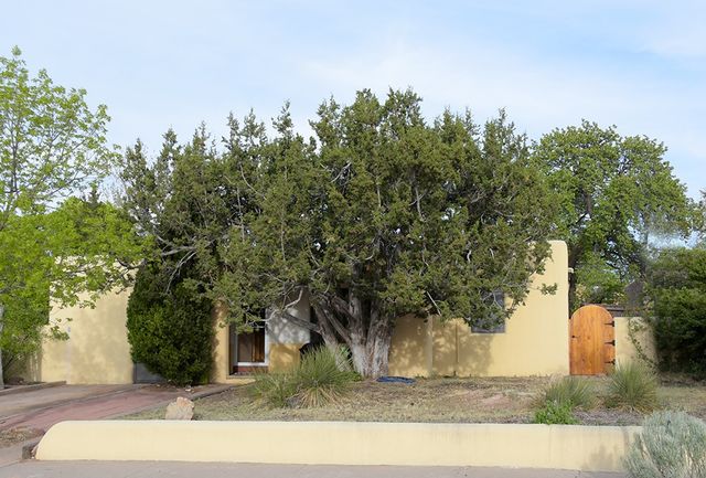 1303 Morelia Street, Santa Fe, NM 87505