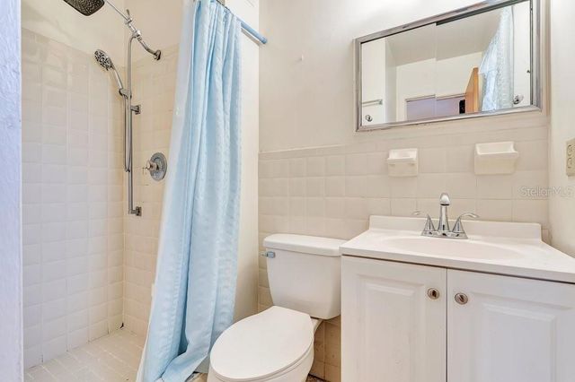 4004 LOUISBURG LANE, Orlando, FL 32808