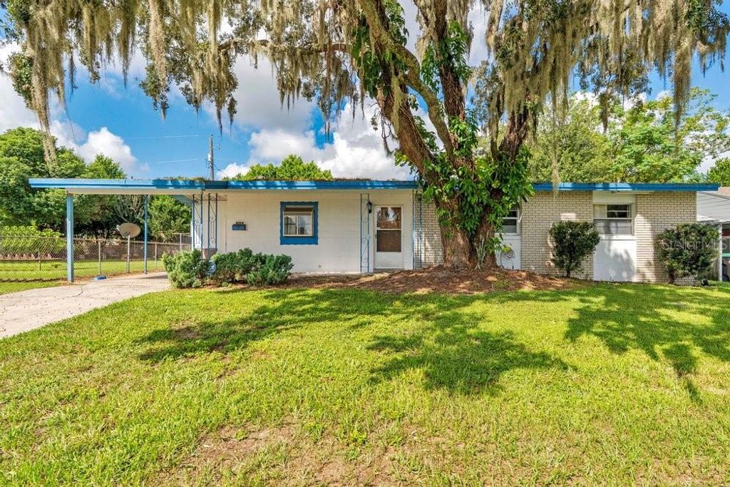 4004 LOUISBURG LANE, Orlando, FL 32808