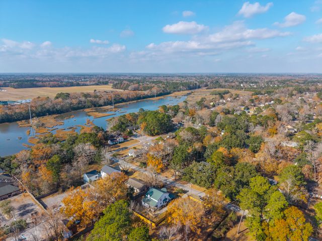 2537 Etiwan Avenue, Charleston, SC 29414