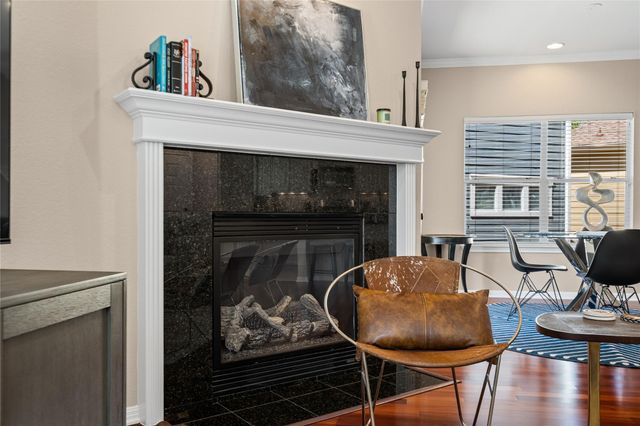 411 W St Elmo RD 24, Austin, TX 78745