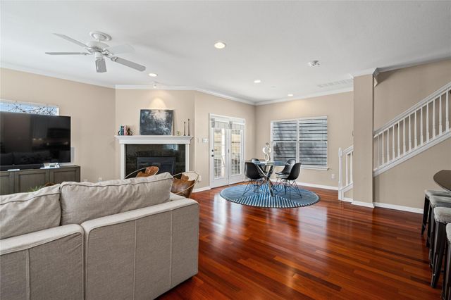 411 W St Elmo RD 24, Austin, TX 78745