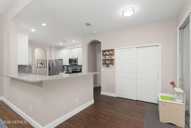 10578 CASTLEBAR GLEN Drive S, Jacksonville, FL 32256