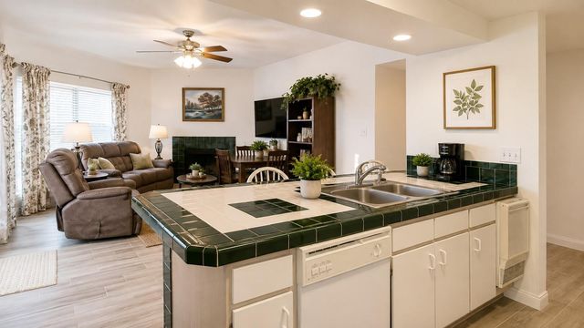 12800 Melville Drive 207 B, Montgomery, TX 77356
