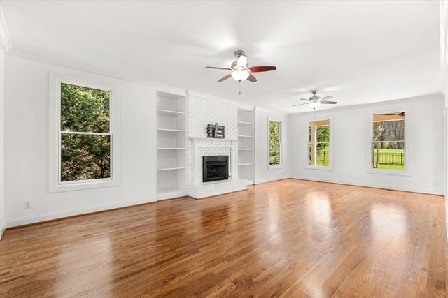 3863 Saundersville Ferry Rd, Mount Juliet, TN 37122