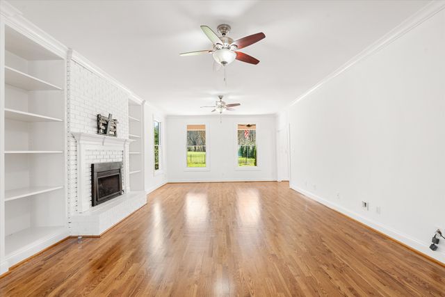 3863 Saundersville Ferry Rd, Mount Juliet, TN 37122